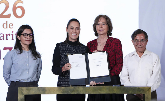 Claudia Sheinbaum promulga la integración del INEHRM a la Secretaría de Ciencia y Humanidades / @Claudiashein @GobiernoMX >>>